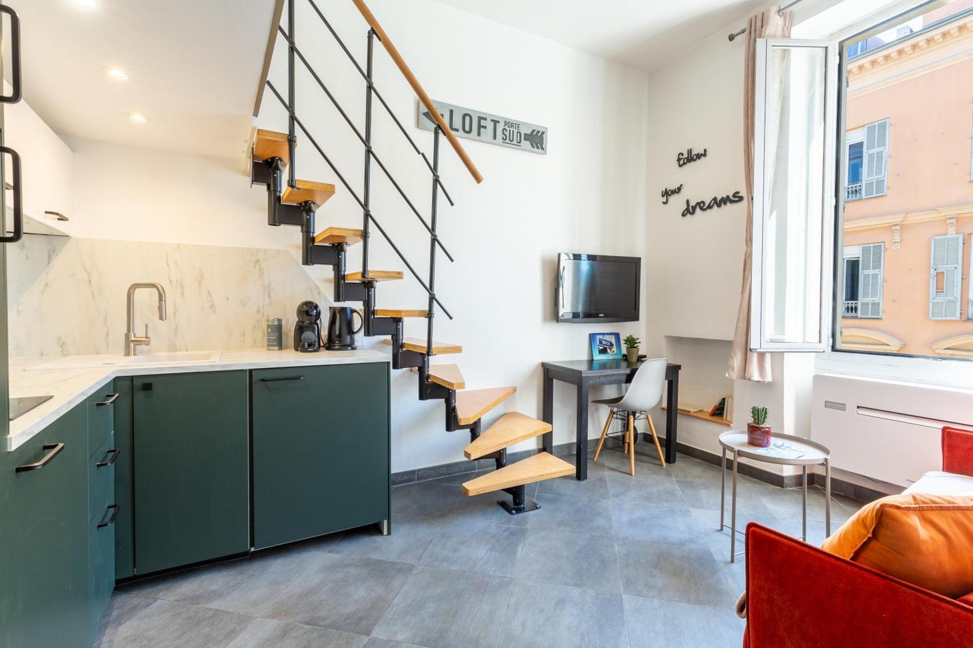 Homelivia Av Jean Medecin * Nizza